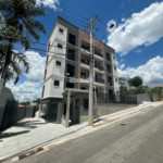 Apartamento à venda com 2 quartos, sendo 2 suítes, no Centro de Atibaia - SP