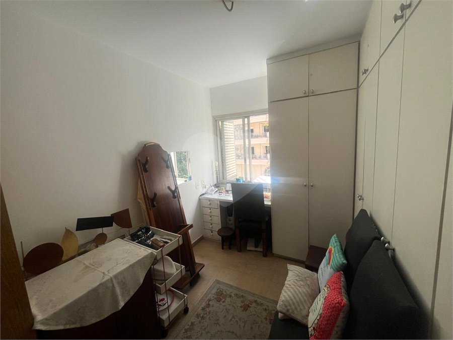 Apartamento à venda com 3 quartos, sendo 2 suítes,  em Jardim Paulista, São Paulo, SP