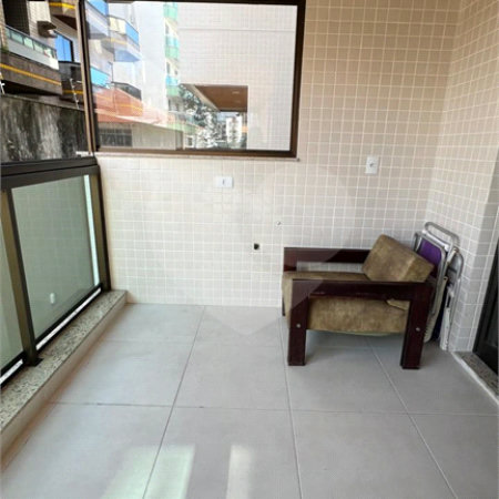 Apartamento à venda com 3 quartos, sendo 1 suíte, em Vila Nova, Cabo Frio, RJ