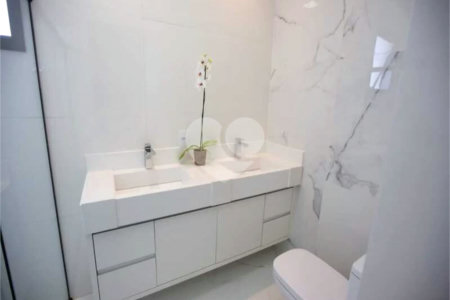 Casa à venda com 3 quartos, sendo 1 suíte, no condomínio Jardim Piemonte, Indaiatuba - SP