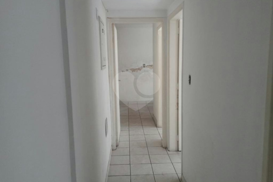 Sobrado à venda com 15 quartos, sendo 3 suítes, em Tucuruvi, São Paulo, SP