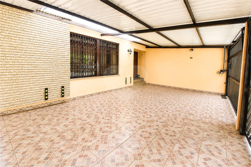 Casa à venda com 3 quartos, sendo 1 suíte, em Santo Amaro, São Paulo, SP