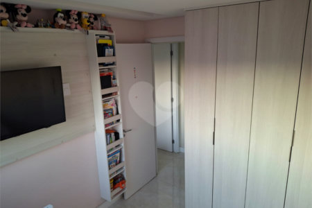 Apartamento à venda com 2 quartos, sendo 1 suíte,  em Ferreira, São Paulo, SP