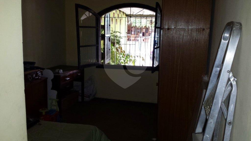 Casa à venda com 3 quartos, sendo 1 suíte, em Itaquera, São Paulo, SP