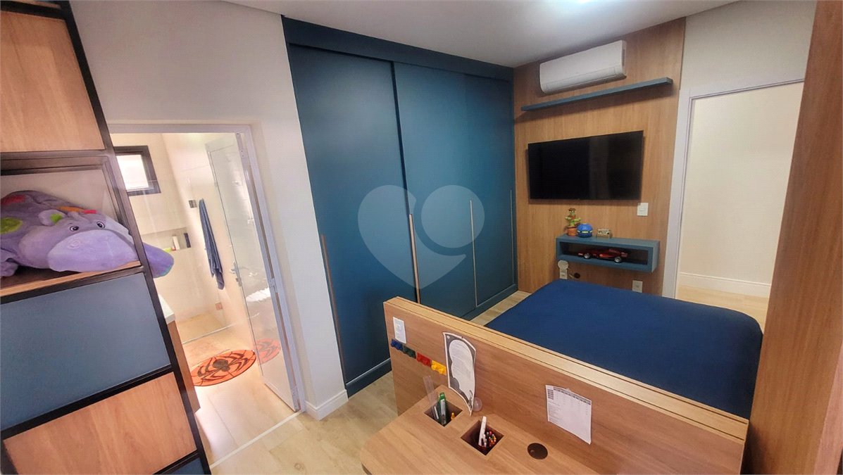 Casa à venda com 4 suítes no condomínio Sta Morriz, Campinas - SP