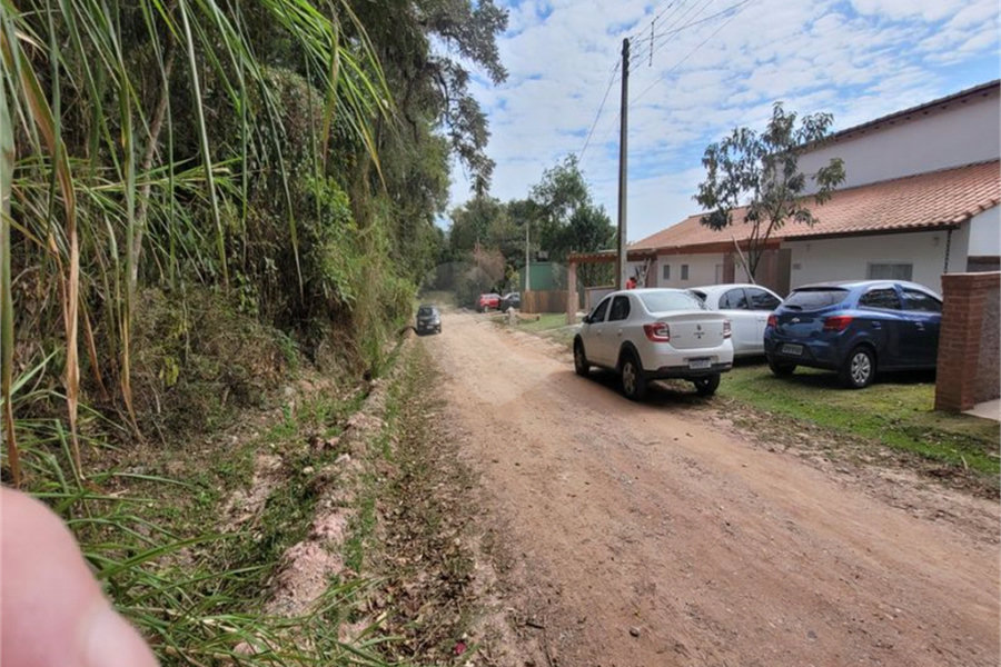 Terreno à venda no condomínio Alpes da Cantareira, Mairiporã - SP