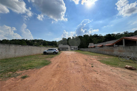 Casa à venda com 2 suítes em Jardim Estância Brasil, Atibaia, SP