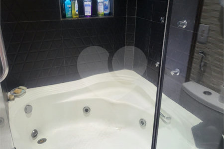 Apartamento à venda com 2 quartos, sendo 1 suíte, em Barra da Tijuca, Rio de Janeiro, RJ