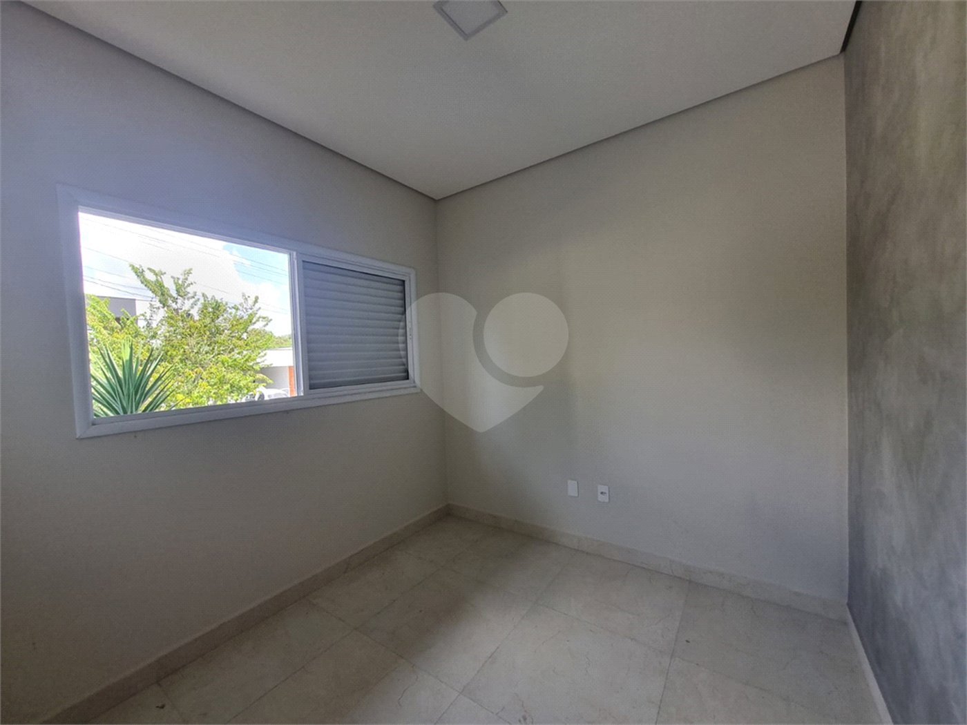 Casa à venda com 3 quartos, sendo 1 suíte, no condomínio Jardim Residencial Villagio Ipanema I, Sorocaba - SP
