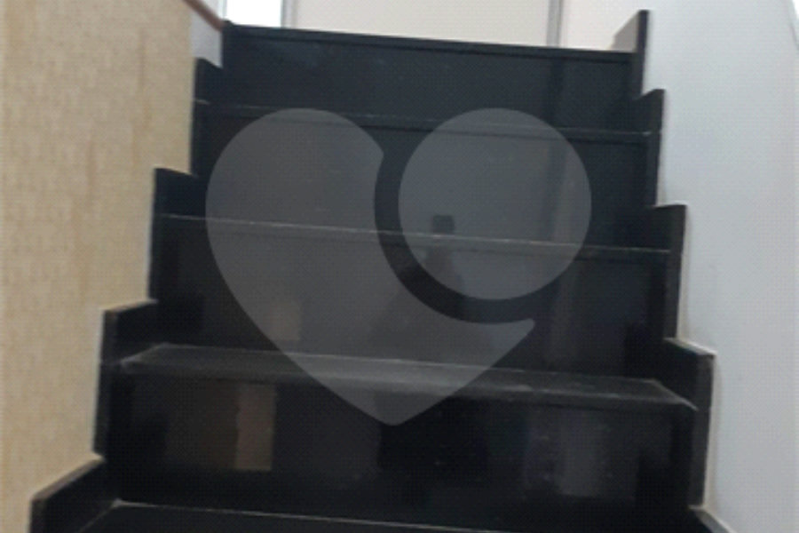 Casa à venda ou para alugar com 3 quartos, sendo 2 suítes,  no condomínio Residencial Erika, São Paulo - SP
