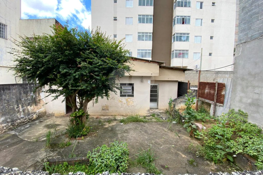 Casa Térrea à venda com 4 quartos em Tucuruvi, São Paulo, SP