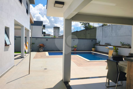 Casa à venda com 5 quartos, sendo 2 suítes, no condomínio Terras de Jundiaí, Jundiaí - SP