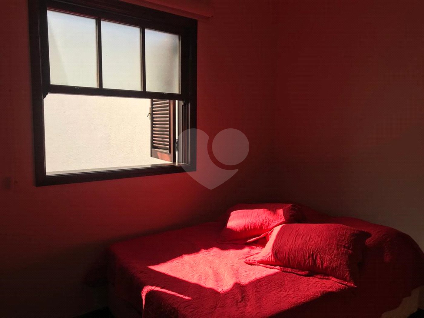 Casa à venda com 2 quartos, sendo 1 suíte, em Lapa de Baixo, São Paulo, SP