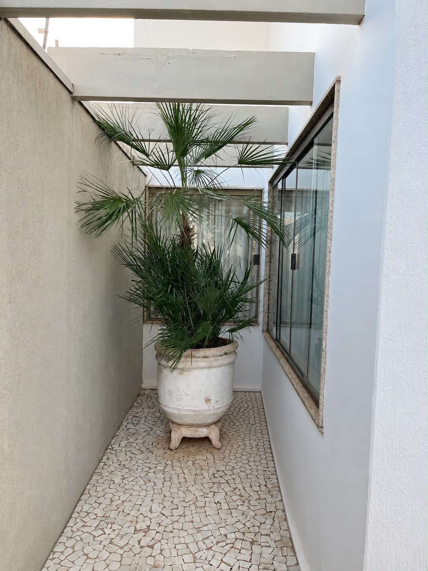 Casa à venda com 3 quartos, sendo 1 suíte,  em Santos Dumont, Três Lagoas, MS