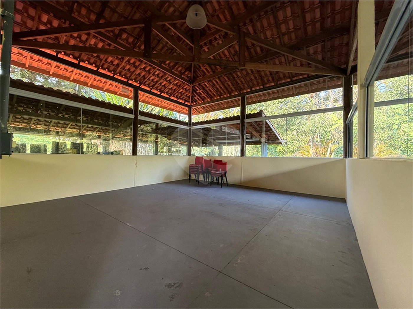 Sítio à venda com 8 suítes em Jardim Vinhas do Sol (mailasqui), São Roque, SP
