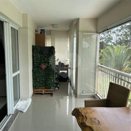 Apartamento à venda com 3 suítes em Jardim Marajoara, São Paulo, SP