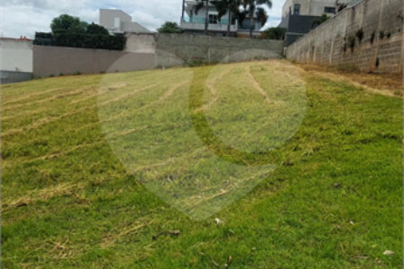Terreno à venda no condomínio Figueira Garden, Atibaia - SP