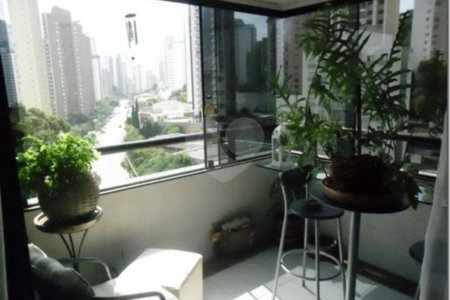 Apartamento à venda com 3 quartos, sendo 1 suíte, em Vila Andrade, São Paulo, SP