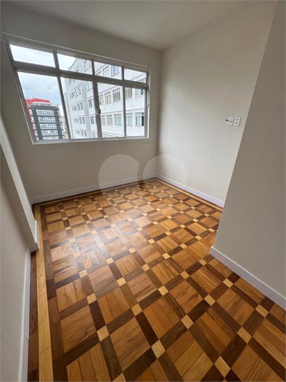 Apartamento à venda com 4 quartos, sendo 1 suíte, em Bela Vista, São Paulo, SP