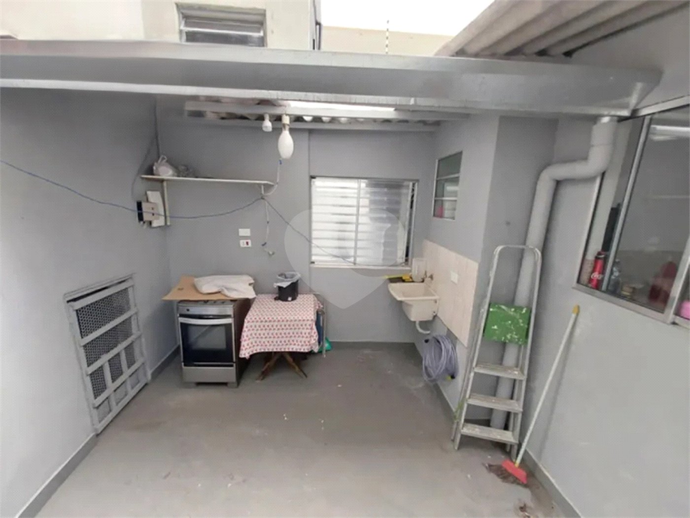 Sobrado à venda com 5 quartos, sendo 1 suíte, em Sumaré, São Paulo, SP