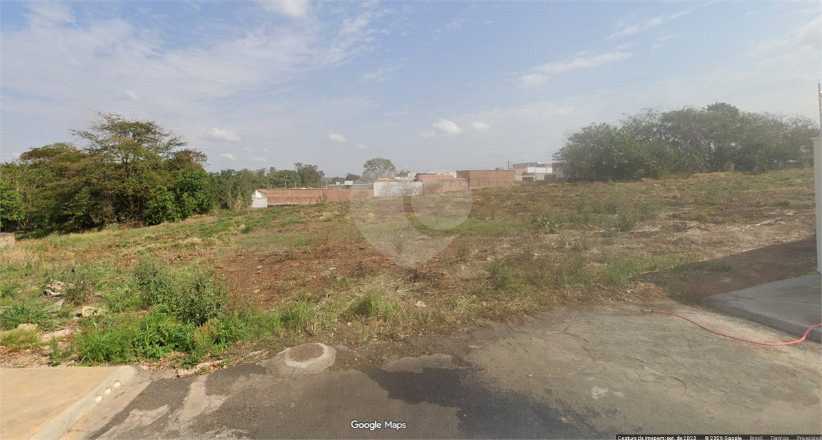 Terreno à venda em Jardim Pinheiros II, Araraquara, SP