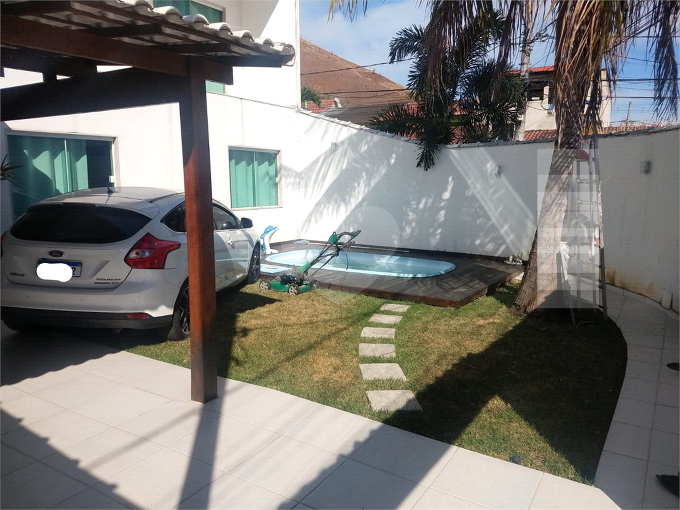 Casa à venda com 4 quartos, sendo 1 suíte, em Campo Grande, Rio de Janeiro, RJ