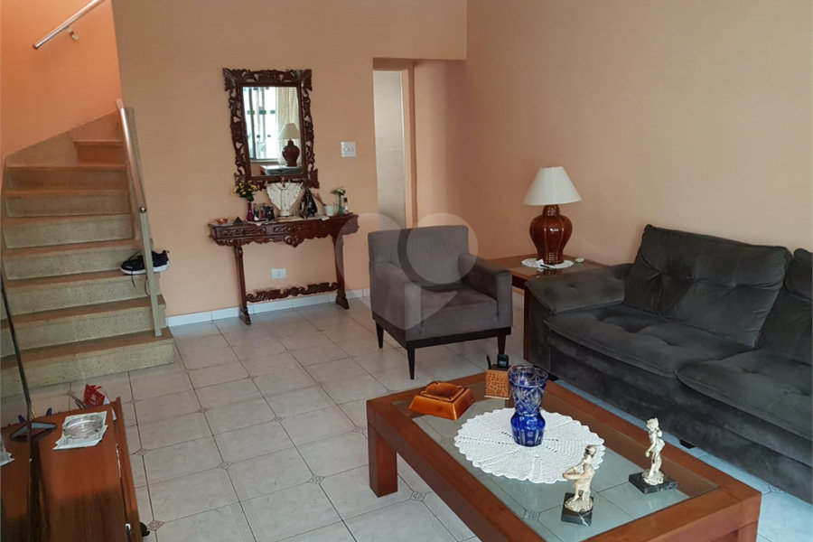 Sobrado à venda com 3 quartos em Jardim Franca, São Paulo, SP