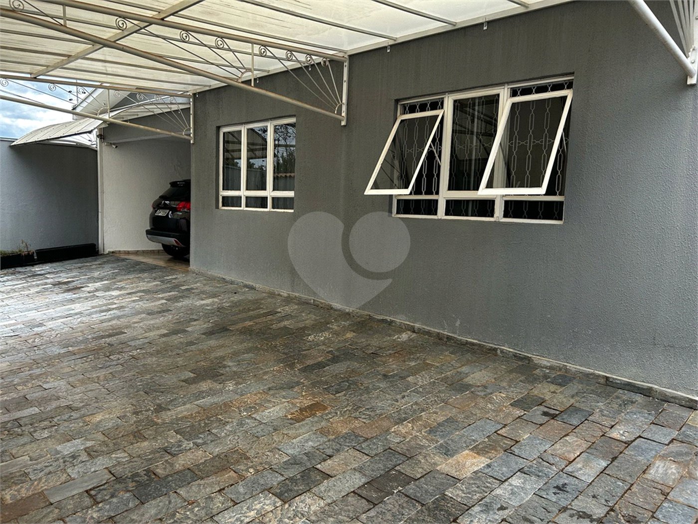 Casa à venda com 4 quartos em Jardim das Estações (vila Xavier), Araraquara, SP