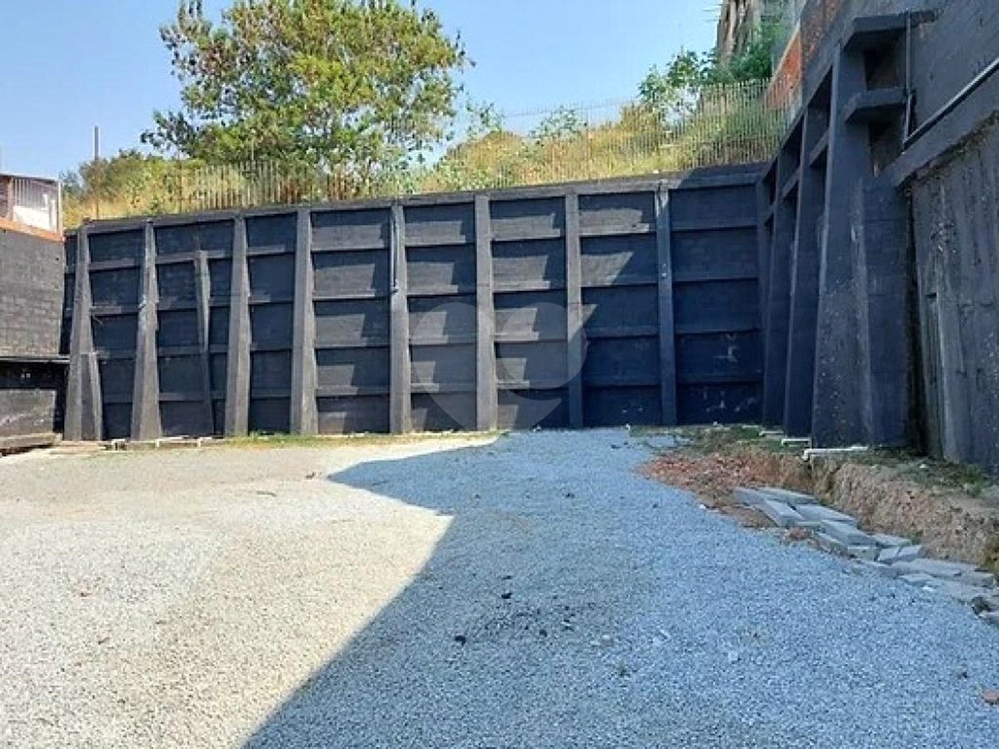 Terreno à venda em Umuarama, Osasco, SP