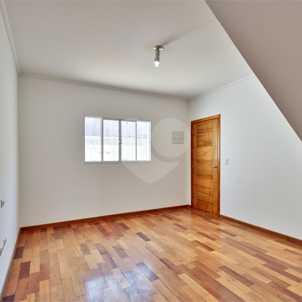 Casa à venda com 3 quartos, sendo 1 suíte, em Santo Amaro, São Paulo, SP