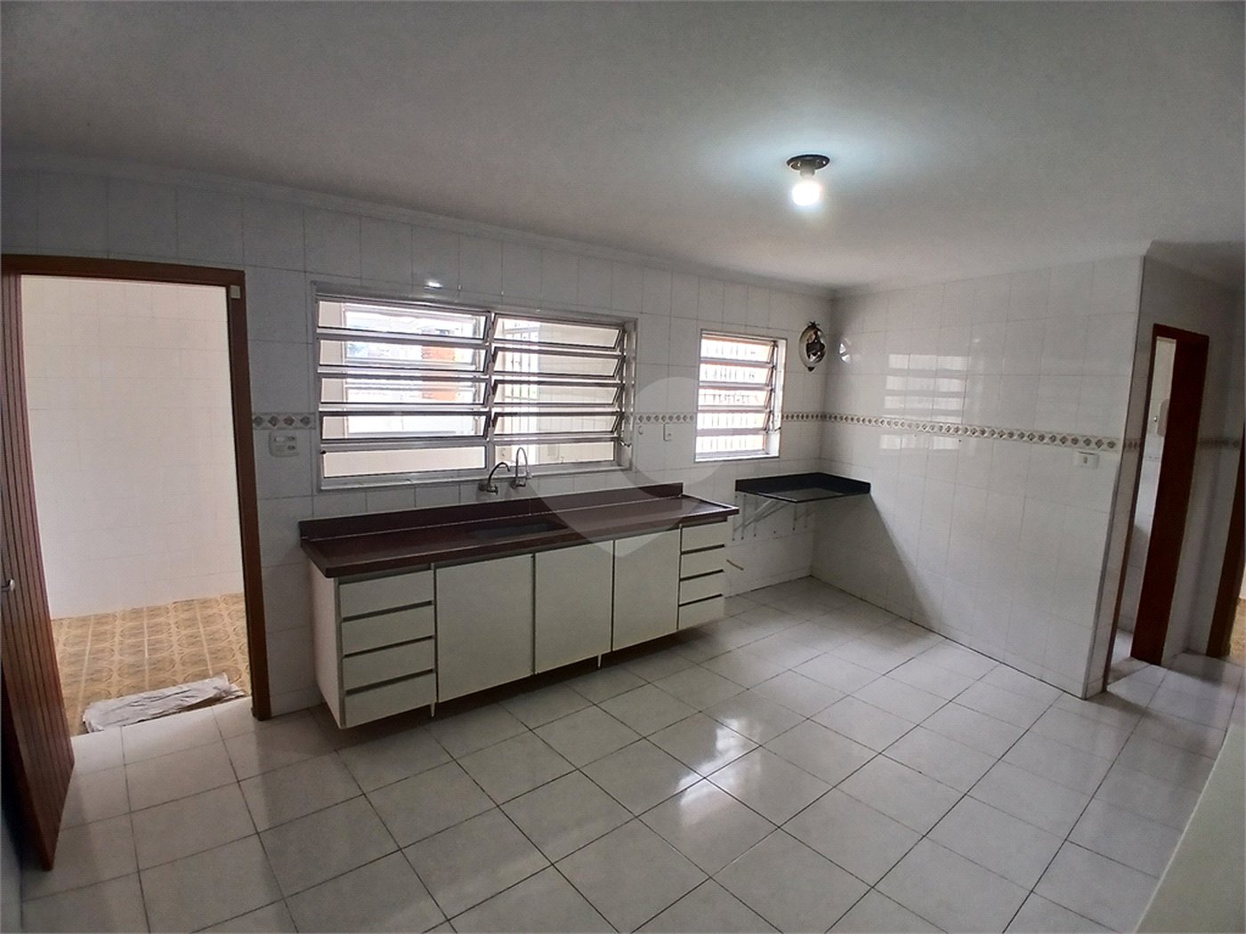 Sobrado à venda com 3 quartos, sendo 1 suíte, em Parque Rodrigues Alves, São Paulo, SP