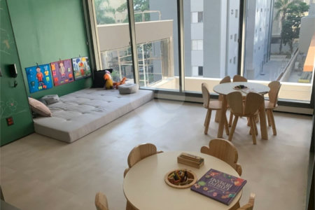 Apartamento à venda com 4 quartos, sendo 2 suítes, em Brooklin Paulista, São Paulo, SP