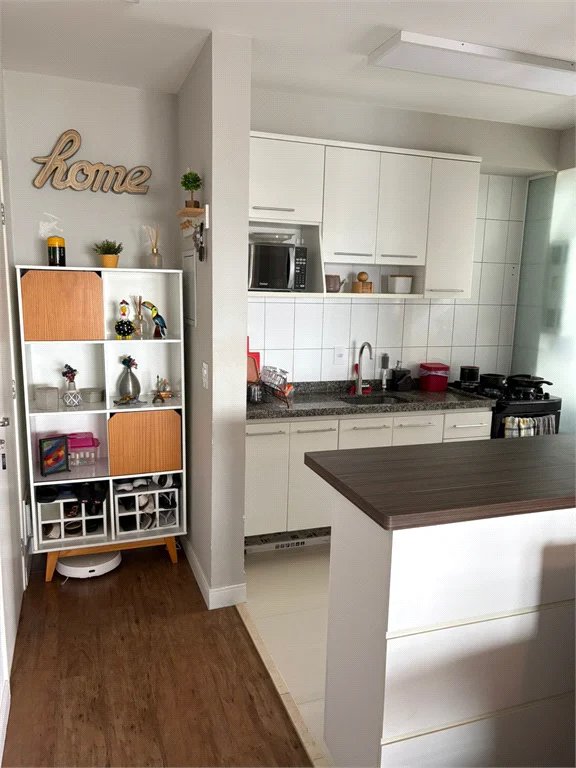 Apartamento à venda com 2 quartos, sendo 1 suíte,  em Vila Andrade, São Paulo, SP