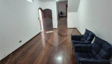 Sobrado à venda com 3 quartos, sendo 1 suíte,  em Vila São Francisco, São Paulo, SP