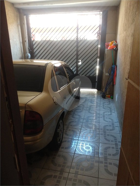 Sobrado à venda com 2 quartos em Tremembé, São Paulo, SP