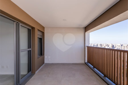 Apartamento à venda com 4 quartos, sendo 2 suítes, em Vila Gumercindo, São Paulo, SP