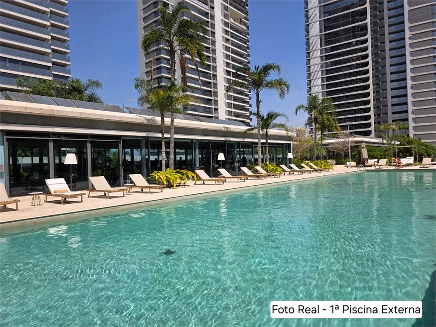 Apartamento à venda com 4 suítes em Jardim Morumbi, São Paulo, SP