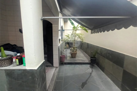 Casa à venda com 2 quartos, sendo 1 suíte, no condomínio Parque Central, Rio de Janeiro - RJ