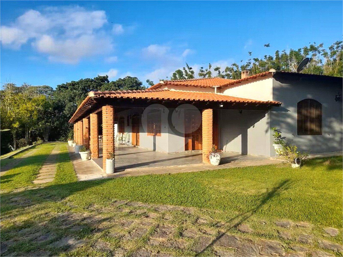 Sítio à venda com 6 quartos, sendo 1 suíte, no Centro (são João Novo), São Roque, SP