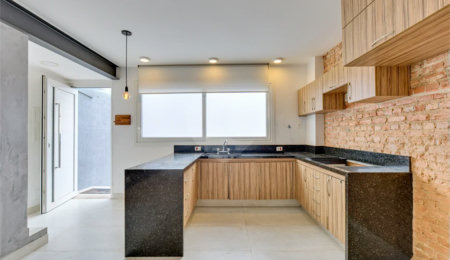 Casa de Vila à venda com 2 quartos, sendo 1 suíte,  em Alto da Boa Vista, São Paulo, SP