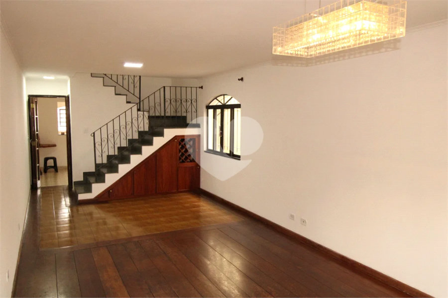 Sobrado à venda com 3 quartos, sendo 1 suíte,  em Vila Nova Mazzei, São Paulo, SP