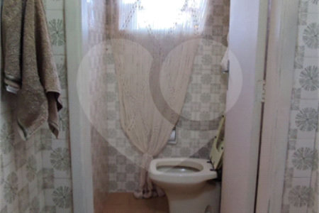 Sobrado à venda com 3 quartos em Vila Paulicéia, São Paulo, SP