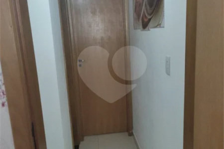 Casa com 64m², 2 quartos, 2 garagens, à venda em Itaquera