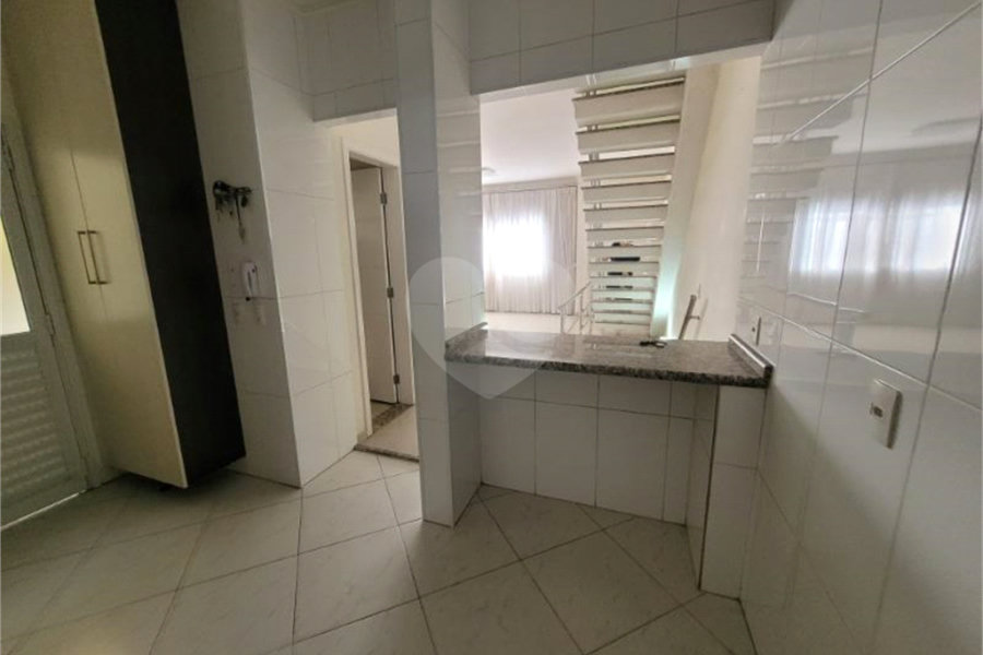 Casa à venda com 3 quartos, sendo 1 suíte, no condomínio Maximus I, São Paulo - SP