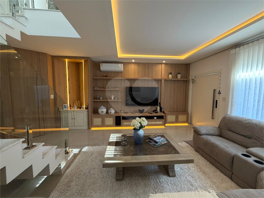 Casa à venda com 4 suítes no condomínio Saint Joseph, São Paulo - SP