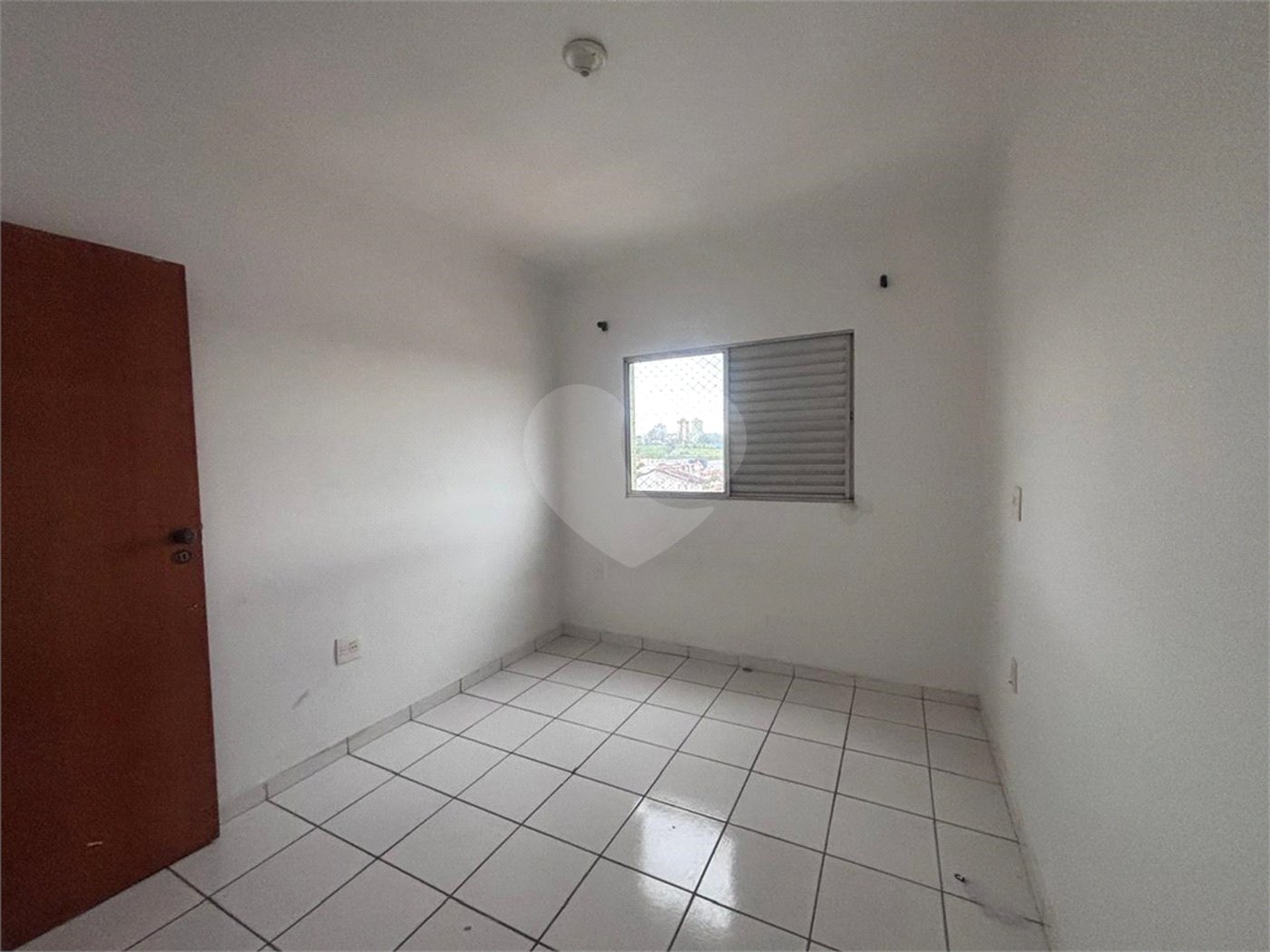 Apartamento à venda com 2 quartos, sendo 1 suíte, em Jardim Saira, Sorocaba, SP