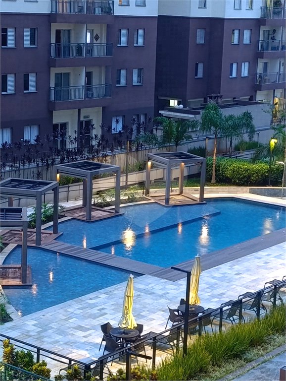 Apartamento à venda com 3 quartos, sendo 1 suíte, em Jardim Flor da Montanha, Guarulhos, SP