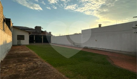 Casa à venda com 3 quartos, sendo 1 suíte,  em Vila Lacíria, Ponta Porã, MS