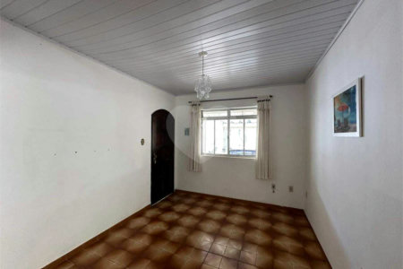 Casa à venda com 4 quartos, sendo 1 suíte,  em Jardim Náutico, Mogi das Cruzes, SP