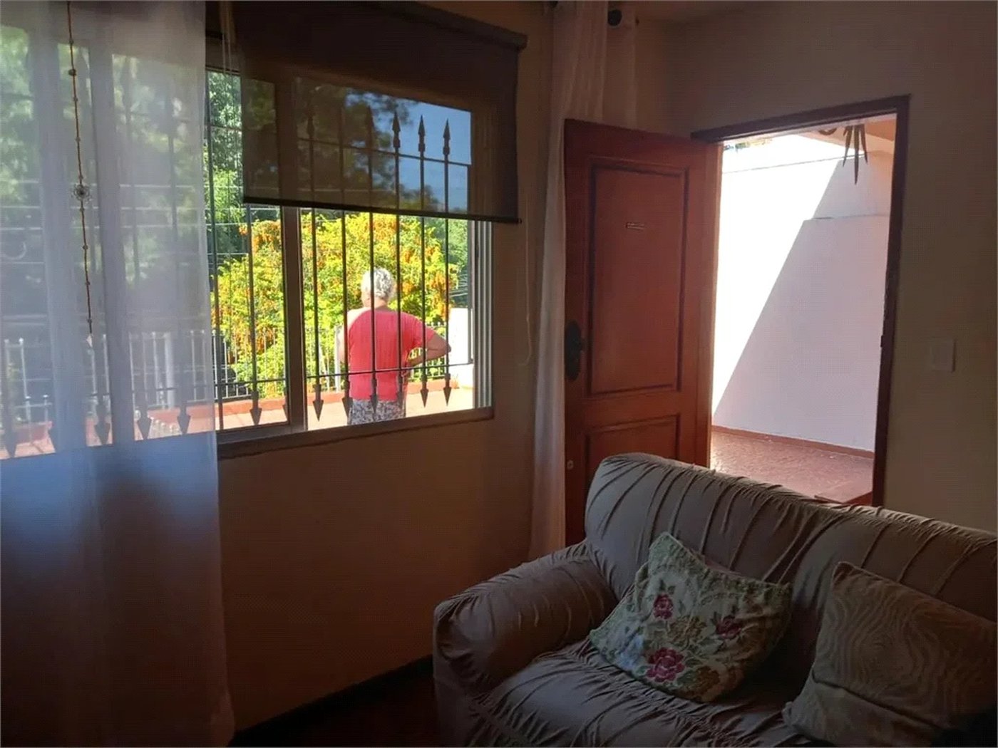 Casa à venda com 3 quartos, sendo 1 suíte,  em Vila Tiradentes, São Paulo, SP